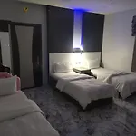 Marina Suhar Hotel